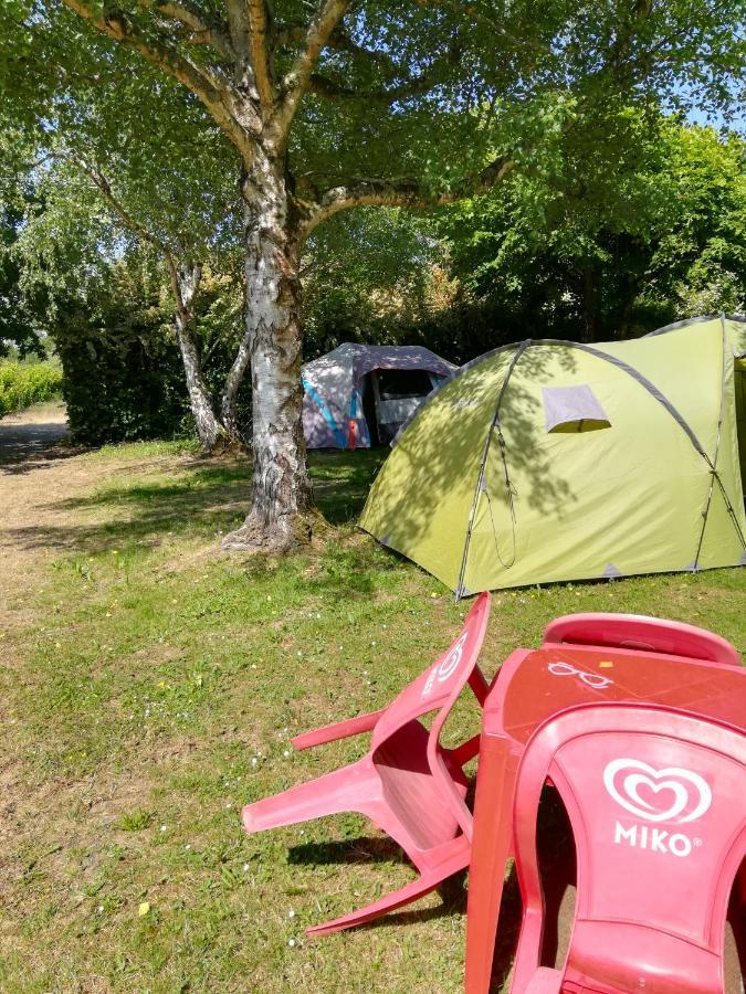 Paradise Challets And Camping Hotel Sarrecave Exterior photo
