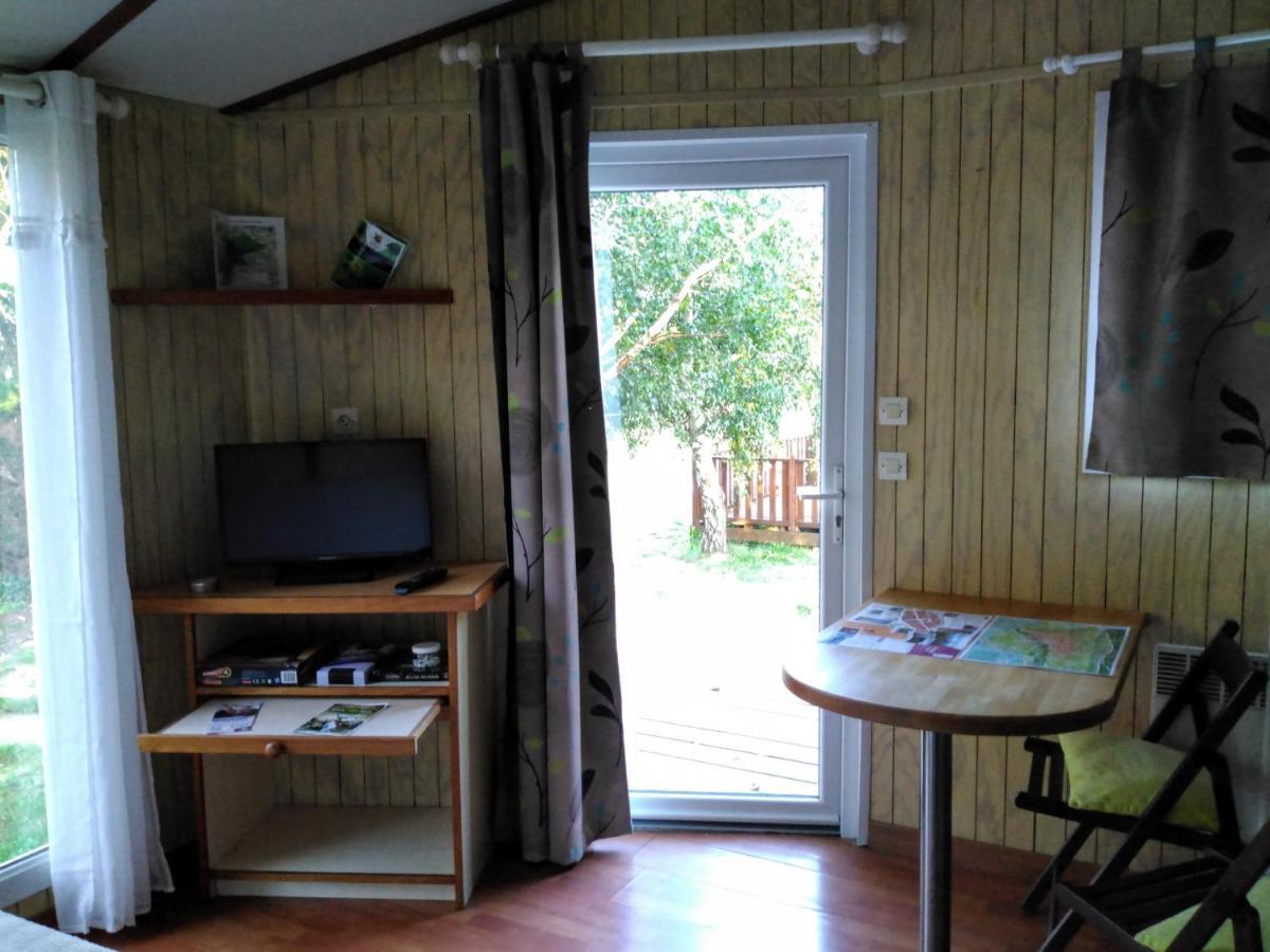 Paradise Challets And Camping Hotel Sarrecave Exterior photo